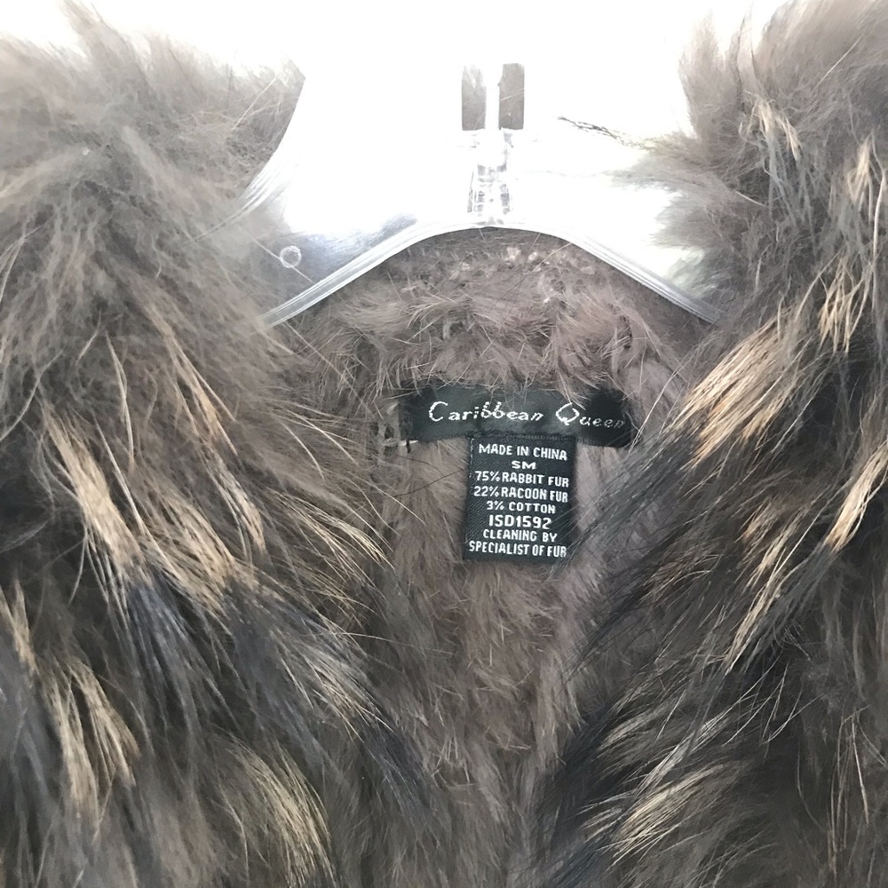Fabulous Rabbit Fur Vest - Picture 7 of 8